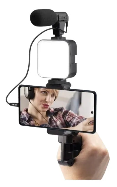 TRÍPODE DE CELULAR CON LUZ Y MICRÓFONO